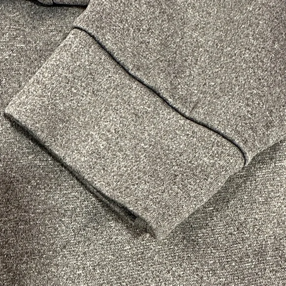 Under Armour Charcoal Quarter-Zip Pullover VGUC - Picture 6 of 9